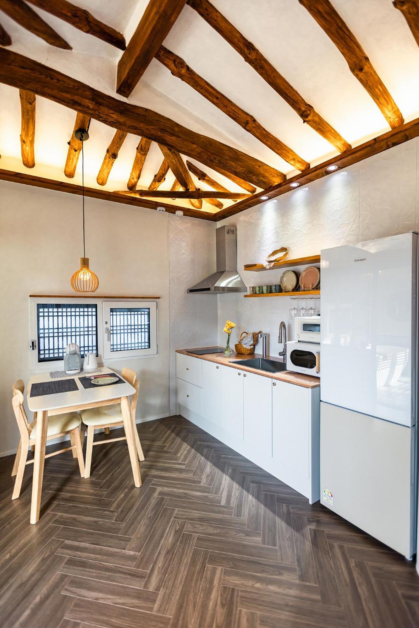El House Hotel Gyeongju Ngoại thất bức ảnh