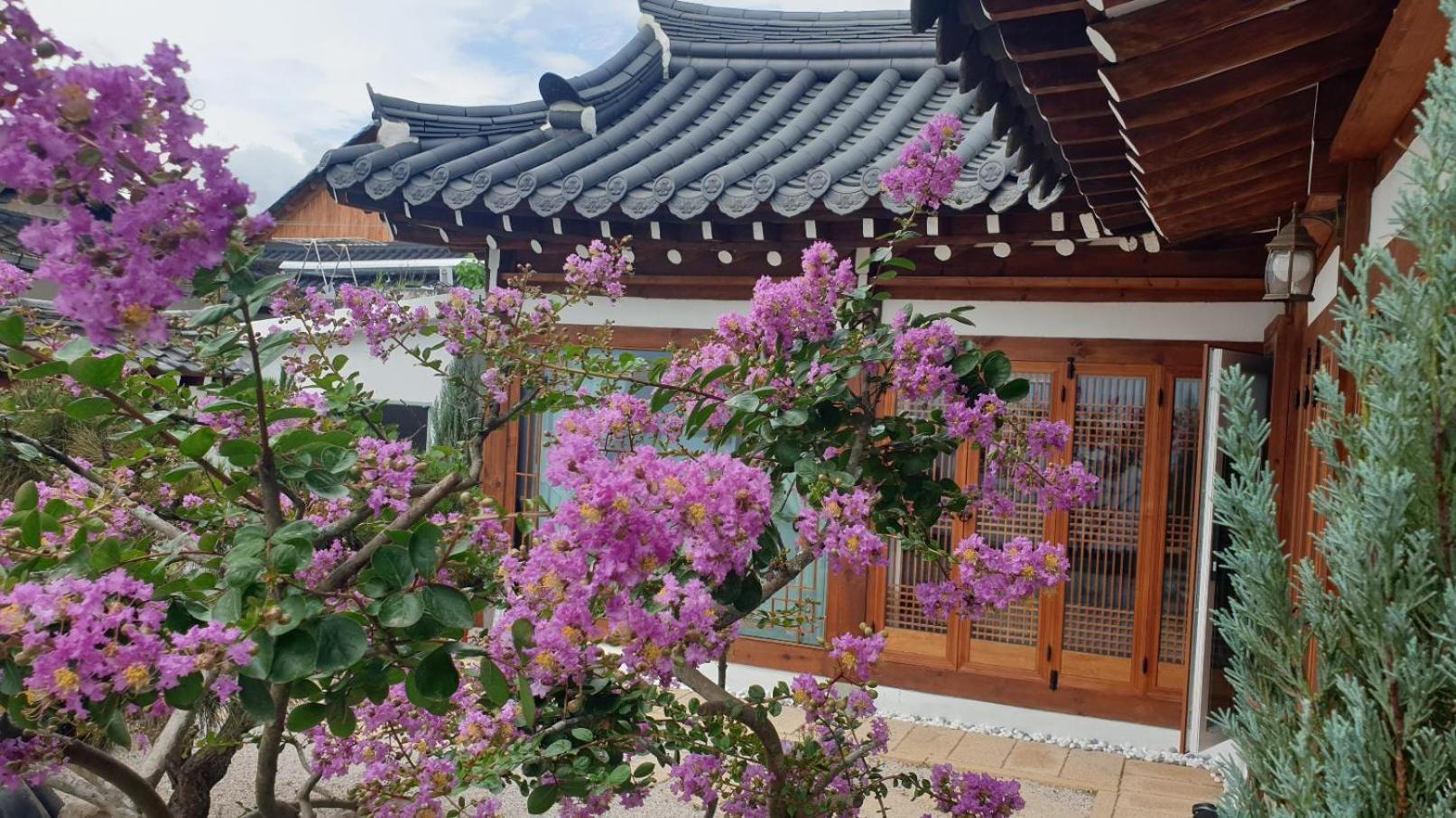 El House Hotel Gyeongju Ngoại thất bức ảnh